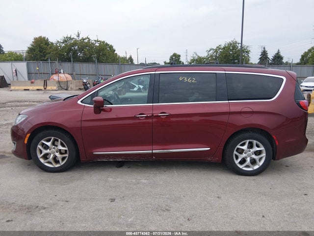 Chrysler Pacifica Touring-l 2017 2C4RC1BG5HR592401 Image 14
