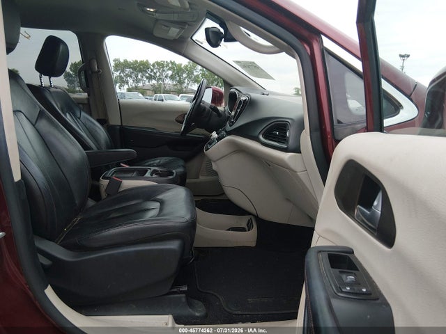 Chrysler Pacifica Touring-l 2017 2C4RC1BG5HR592401 Image 5