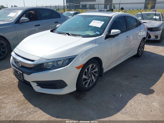 45774371 :رقم المزاد ، 19XFC2F77JE014066 vin ، 2018 Honda Civic Ex مزاد بيع