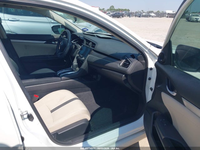 45774371 :رقم المزاد ، 19XFC2F77JE014066 vin ، 2018 Honda Civic Ex مزاد بيع