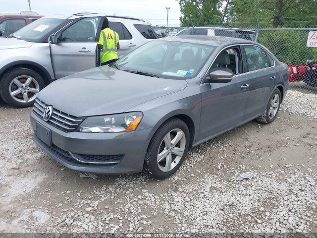 2013 Volkswagen Passat 2.0l Tdi Se მანქანა იყიდება აუქციონზე, vin: 1VWBN7A38DC052702, აუქციონის ნომერი: 45774386