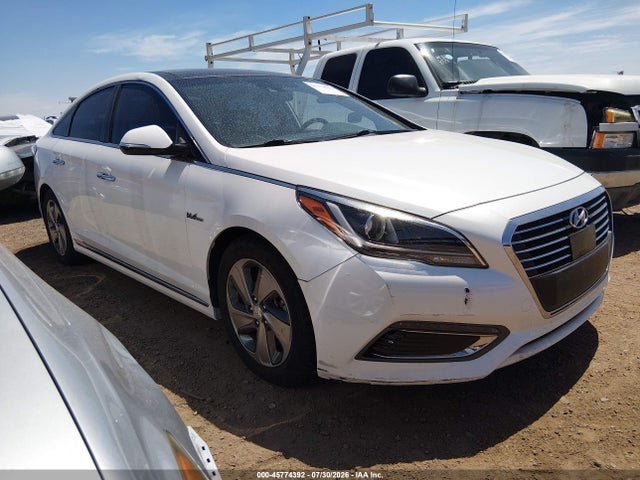 Hyundai Sonata Hybrid Limited 2016 KMHE34L18GA034616 main image