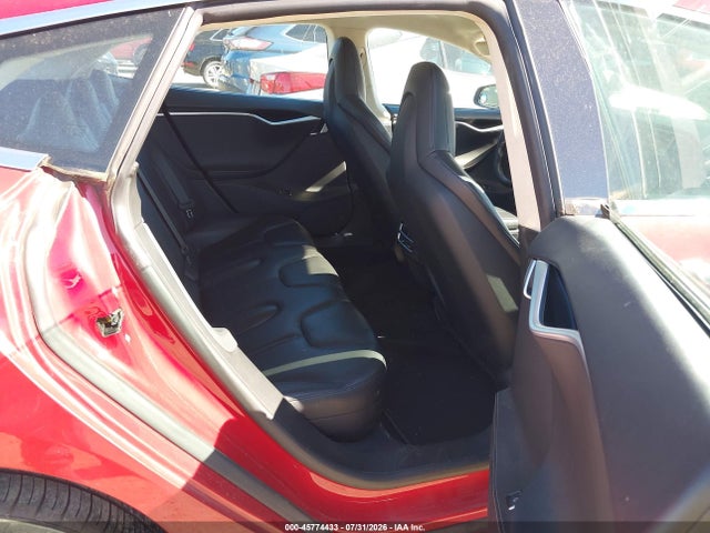 Tesla Model S P85 2014 5YJSA1H1XEFP29429 Image 8