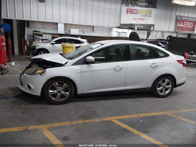 Ford FOCUS SE 2014 1FADP3F26EL333791 Image 14
