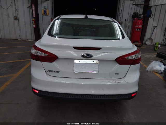 Ford FOCUS SE 2014 1FADP3F26EL333791 Image 16