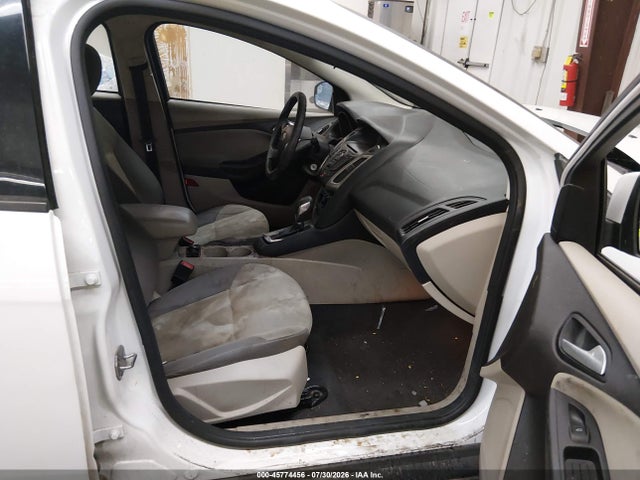Ford FOCUS SE 2014 1FADP3F26EL333791 Image 5