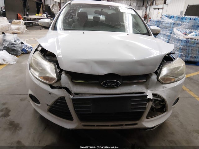 Ford FOCUS SE 2014 1FADP3F26EL333791 Image 6