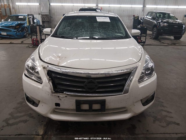 2014 Nissan Altima 2.5 Sl მანქანა იყიდება აუქციონზე, vin: 1N4AL3AP5EC404531, აუქციონის ნომერი: 45774463