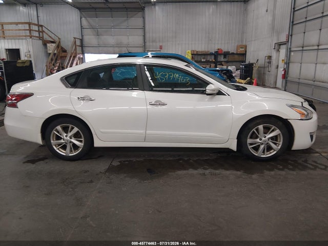 2014 Nissan Altima 2.5 Sl მანქანა იყიდება აუქციონზე, vin: 1N4AL3AP5EC404531, აუქციონის ნომერი: 45774463