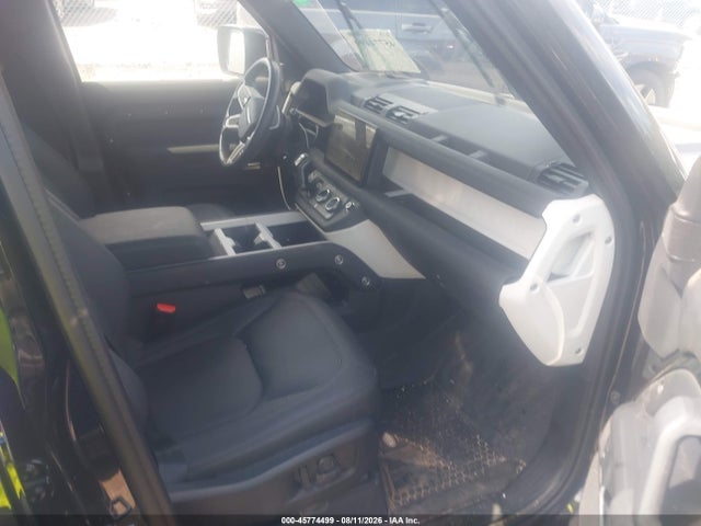 2025 Land Rover Defender 110 P400 X-dynamic Se მანქანა იყიდება აუქციონზე, vin: SALE2EEUXS2390940, აუქციონის ნომერი: 45774499