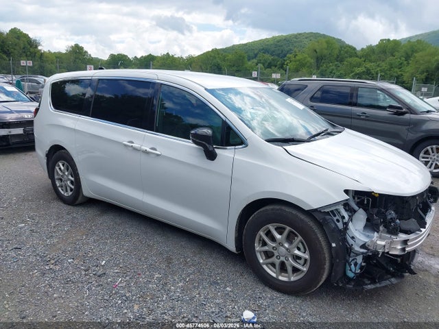 Продажа на аукционе авто 2027 Chrysler Pacifica, vin: 2C4RC1BG2VR562753, номер лота: 45774506