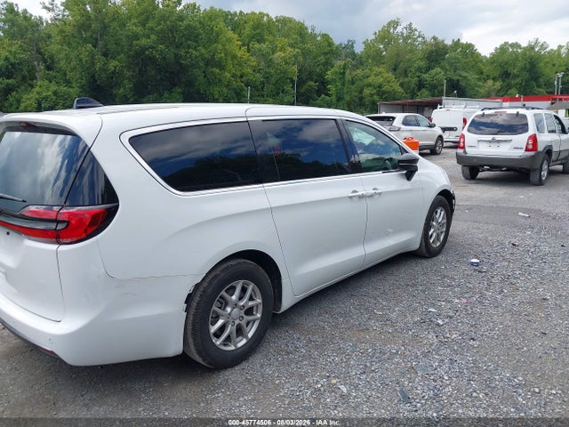 Продажа на аукционе авто 2027 Chrysler Pacifica, vin: 2C4RC1BG2VR562753, номер лота: 45774506