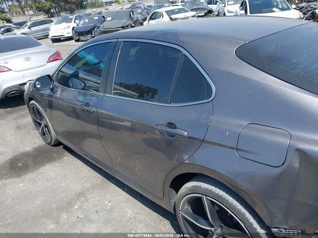 Toyota CAMRY LE 2018 4T1B11HK7JU055245 Image 15