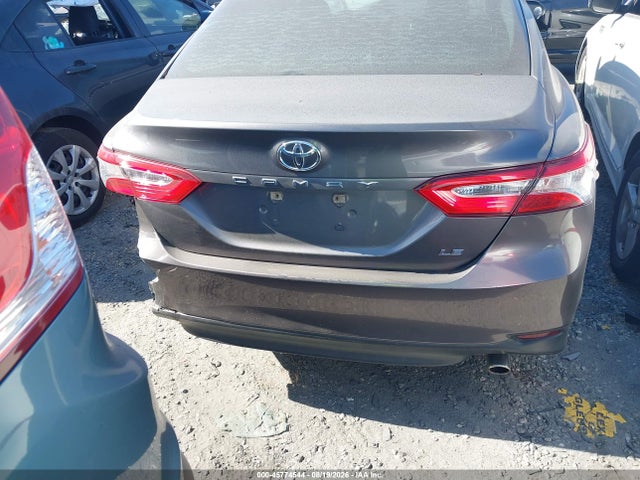 Toyota CAMRY LE 2018 4T1B11HK7JU055245 Image 17