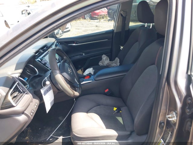 Toyota CAMRY LE 2018 4T1B11HK7JU055245 Image 19