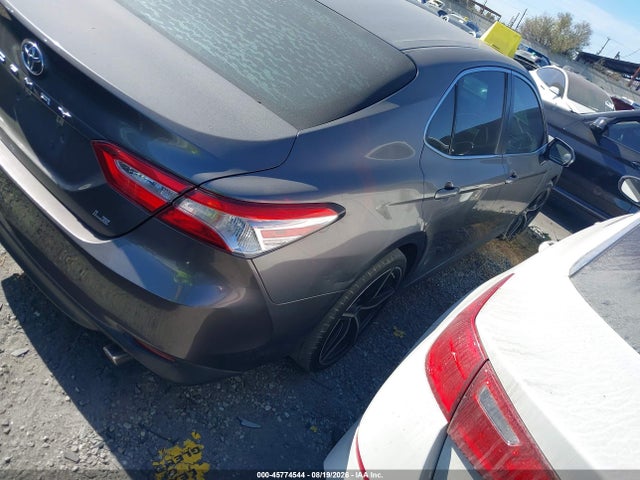 Toyota CAMRY LE 2018 4T1B11HK7JU055245 Image 4