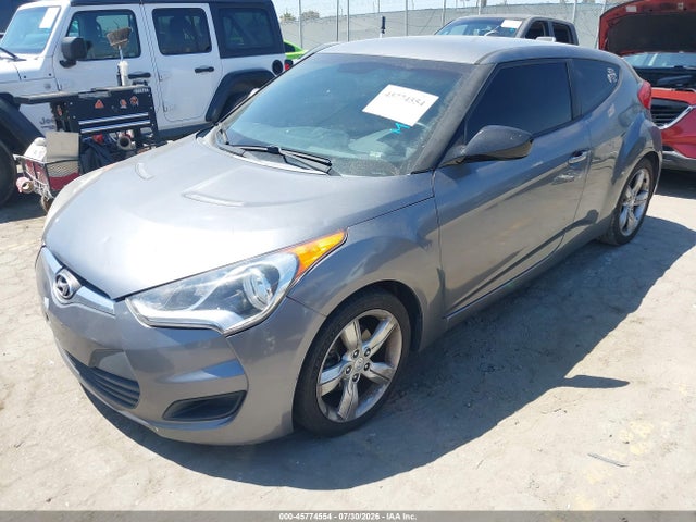 Hyundai Veloster Base W/black 2014 KMHTC6AD6EU216889 Image 2