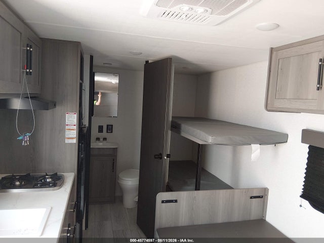 Продажа на аукционе авто 2025 Keystone Other, vin: 4YDTH1G13SW243924, номер лота: 45774597