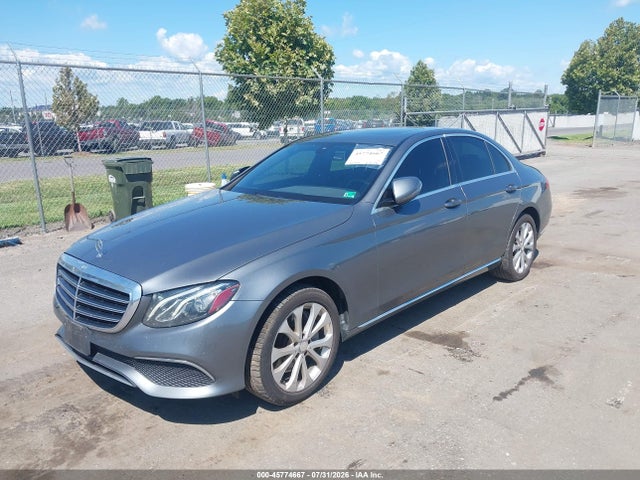 45774667 :رقم المزاد ، WDDZF4KB3HA205674 vin ، 2017 Mercedes-benz E 300 4matic مزاد بيع