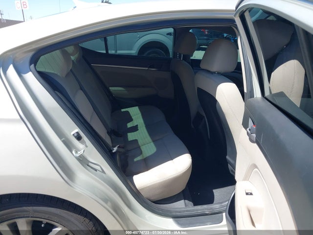Hyundai ELANTRA SE 2017 5NPD84LF5HH208455 Image 8