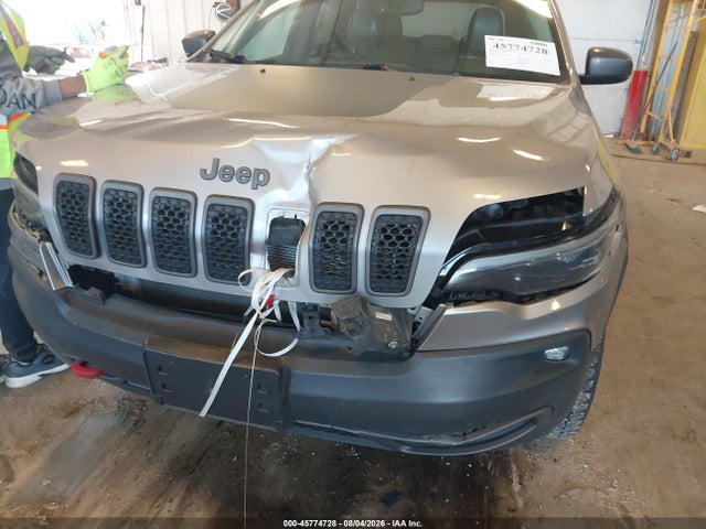 45774728 :رقم المزاد ، 1C4PJMBX2KD282425 vin ، 2019 Jeep Cherokee Trailhawk 4x4 مزاد بيع