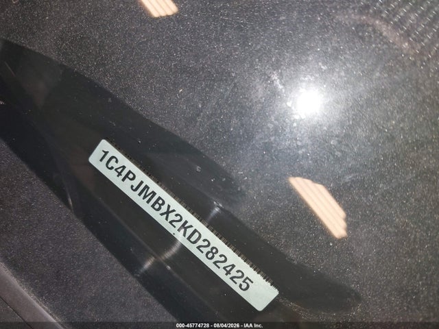 45774728 :رقم المزاد ، 1C4PJMBX2KD282425 vin ، 2019 Jeep Cherokee Trailhawk 4x4 مزاد بيع