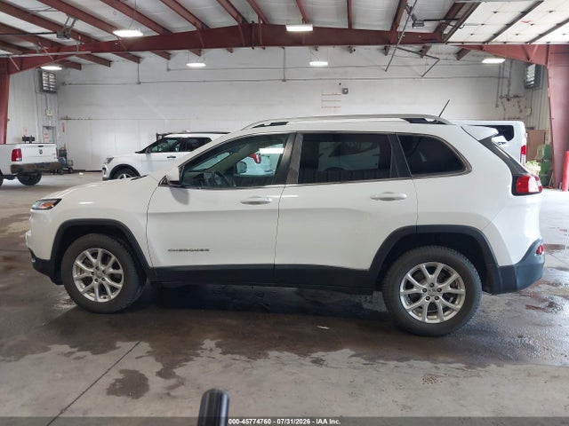 2018 Jeep Cherokee Latitude 4x4 მანქანა იყიდება აუქციონზე, vin: 1C4PJMCB4JD528523, აუქციონის ნომერი: 45774760