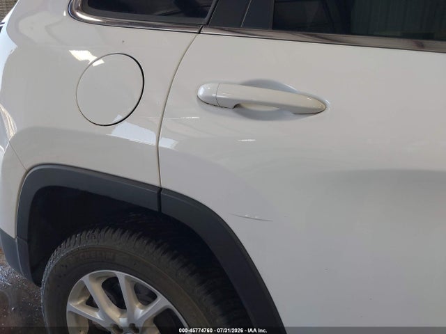 2018 Jeep Cherokee Latitude 4x4 მანქანა იყიდება აუქციონზე, vin: 1C4PJMCB4JD528523, აუქციონის ნომერი: 45774760
