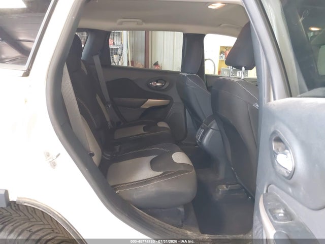 2018 Jeep Cherokee Latitude 4x4 მანქანა იყიდება აუქციონზე, vin: 1C4PJMCB4JD528523, აუქციონის ნომერი: 45774760