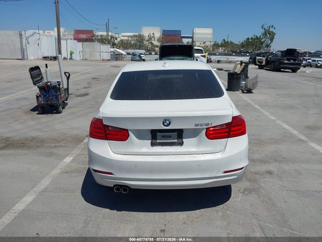 WBA3C1C53FK123190 BMW 328I