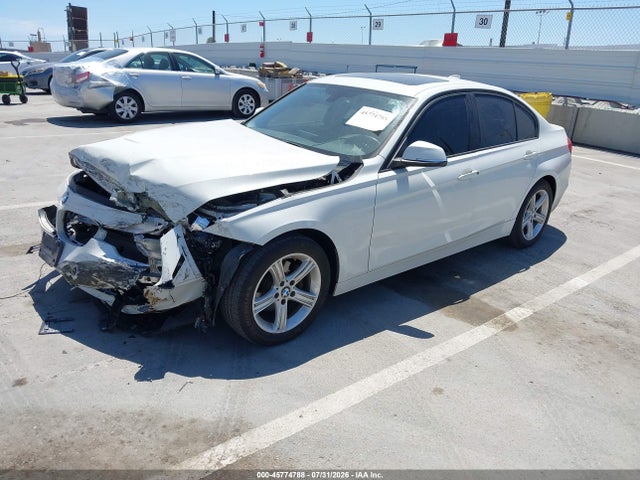 WBA3C1C53FK123190 BMW 328I