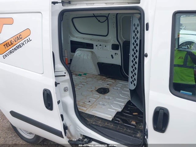 45774818 :رقم المزاد ، ZFBERFAB5J6H37357 vin ، 2018 Ram Promaster City Tradesman مزاد بيع