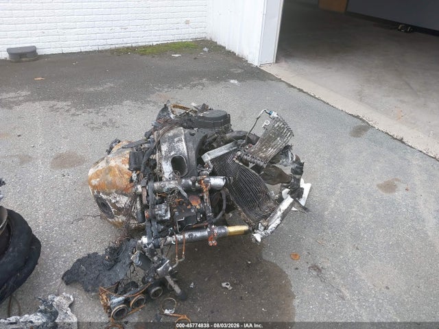 45774838 :رقم المزاد ، JS1GW71AX52107785 vin ، 2005 Suzuki Gsx1300 Rk5 مزاد بيع