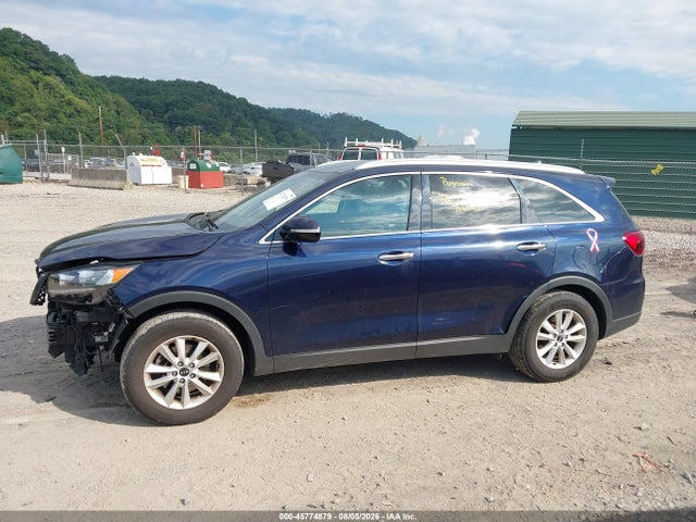 Продажа на аукционе авто 2019 Kia Sorento 2.4l Lx, vin: 5XYPG4A37KG597462, номер лота: 45774879