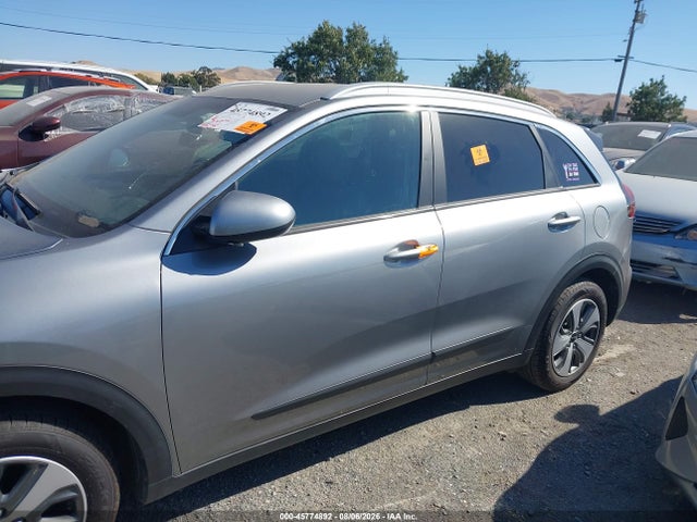 KIA NIRO LX 2022 KNDCB3LC7N5518681 Image 14