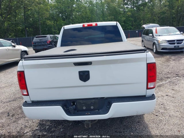 Продажа на аукционе авто 2018 Ram 1500 Express  4x2 5'7 Box, vin: 1C6RR6KGXJS259375, номер лота: 45774907