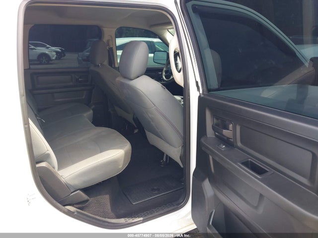 Продажа на аукционе авто 2018 Ram 1500 Express  4x2 5'7 Box, vin: 1C6RR6KGXJS259375, номер лота: 45774907