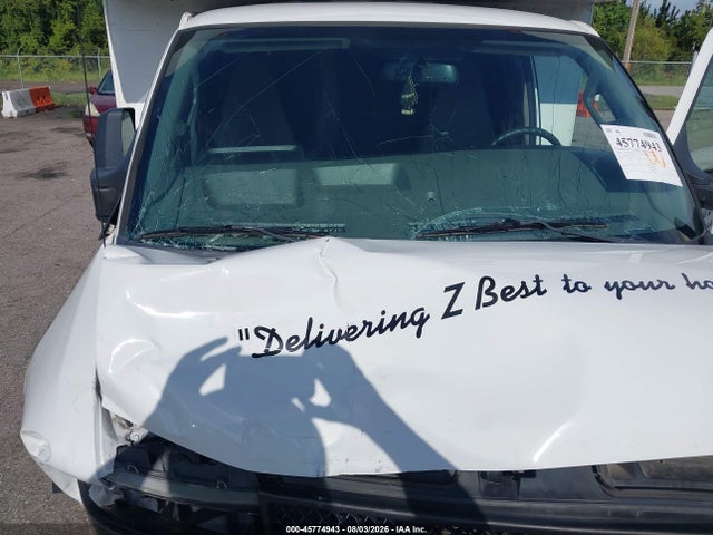 45774943 :رقم المزاد ، 1GB0GSFP9J1331560 vin ، 2018 Chevrolet Express Cutaway Work Van مزاد بيع