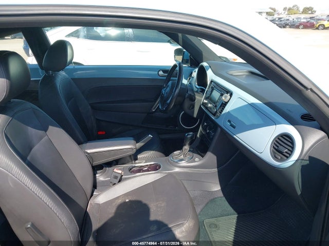 Продаж на аукціоні авто 2012 Volkswagen Beetle 2.5l, vin: 3VWJP7AT6CM650080, номер лоту: 45774964