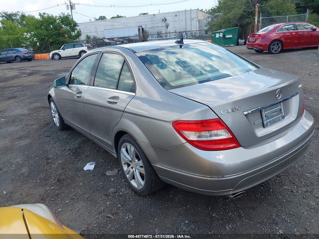 45774972 :رقم المزاد ، WDDGF81X38F056102 vin ، 2008 Mercedes-benz C 300 مزاد بيع