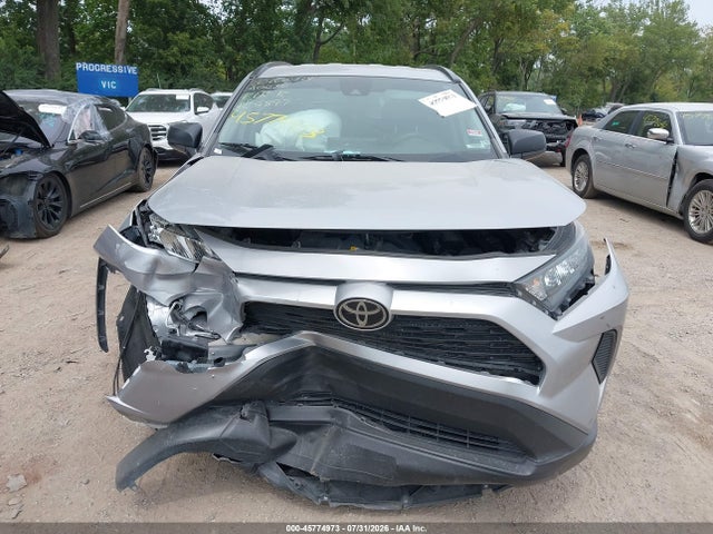 45774973 :رقم المزاد ، 2T3H1RFV2MC125897 vin ، 2021 Toyota Rav4 Le مزاد بيع