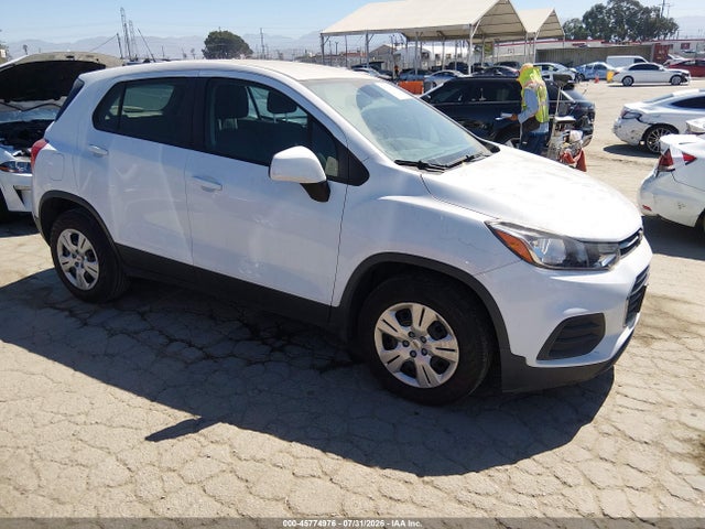 Chevrolet TRAX LS 2017 3GNCJKSB1HL267982 zdjęcie główne