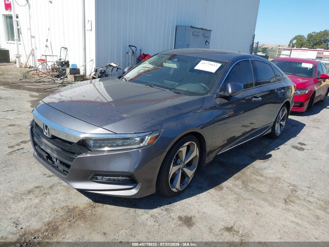 Honda Accord Touring 2018 1HGCV1F91JA079511 Image 2
