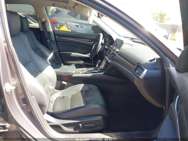Honda Accord Touring 2018 1HGCV1F91JA079511 Image 5