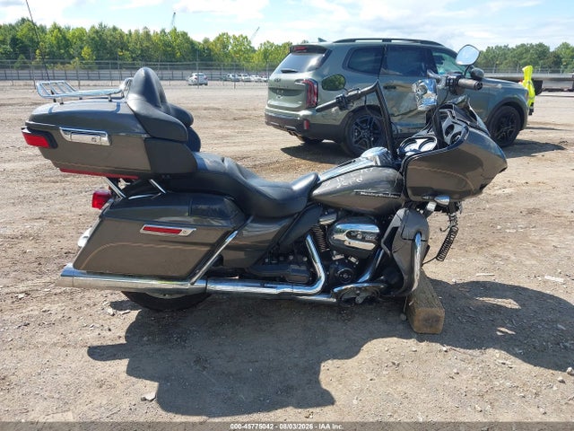 Harley-Davidson FLTRU 2018 1HD1KGD16JB667508 Image 12
