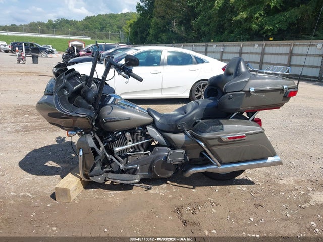 Harley-Davidson FLTRU 2018 1HD1KGD16JB667508 Image 13