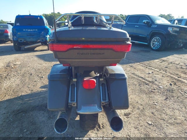 Harley-Davidson FLTRU 2018 1HD1KGD16JB667508 Image 6