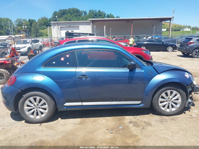 45775054 :رقم المزاد ، 3VWF17AT5HM622401 vin ، 2017 Volkswagen Beetle #pinkbeetle/1.8t Classic/1.8t S مزاد بيع