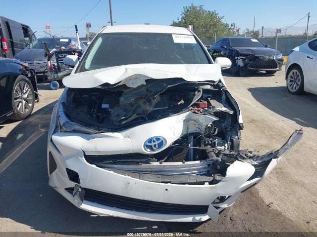 Toyota Prius Two 2016 JTDKBRFU6G3521640 Image 12