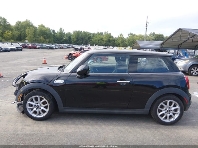 Продажа на аукционе авто 2021 Mini Hardtop Cooper S, vin: WMWXR5C05M2N63047, номер лота: 45775088